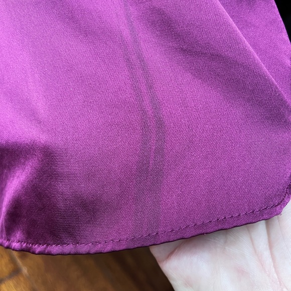 ELLE gorgeous plum blouse size 2X! Ruffled neckline & elastic waist! - Picture 7 of 10